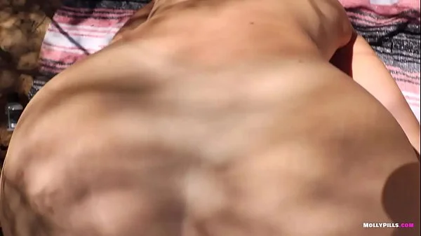 Losing Anal Virginity at Public Beach - Molly Pills - Outdoor Amateur Porn POV videos