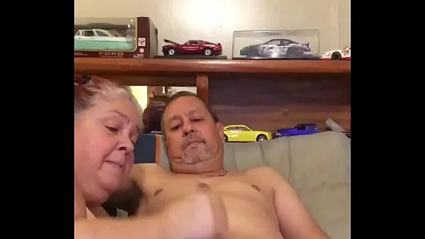 Mi esposa asiendome una puneta videos