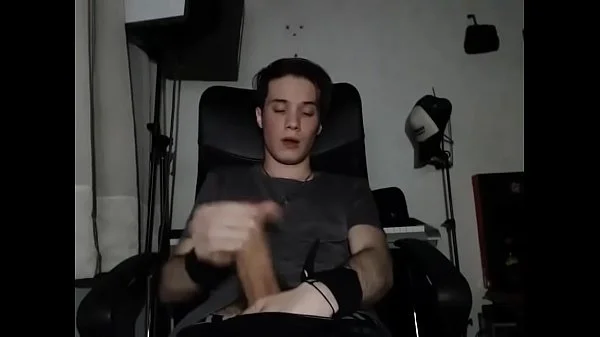 Argentino Pijudo dandole a la paja videos