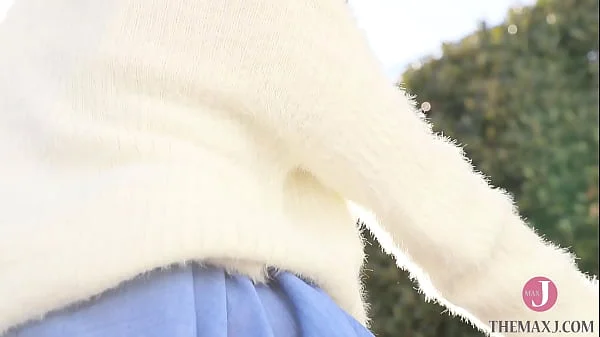 水色の下着がチラリと覗く変態自転車ライド [bunc 001] videos