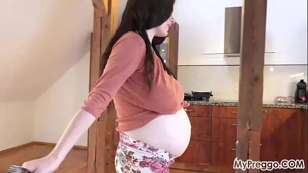 Experiencing Painful Contractions at 39 Weeks Pregnant! videos