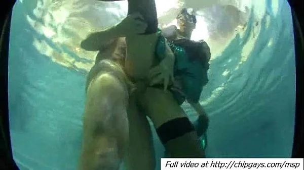 Chicks sucked in swimming pool videos