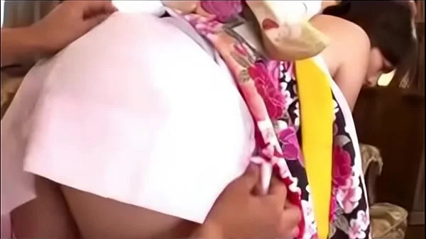 Girl in Traditional Japanese Clothing Fucked videos