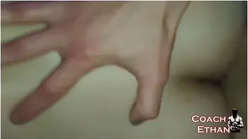 Baise Rapide Risquee Avec Mon Ex De 18 Ans Dans La Salle De Bain, Ses Parents Juste A Cote ! videos