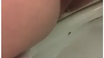 Jilling Off And Stroking Hard Clit Til I Squirt! videos