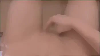 調教2日目　家族に隠れてお風呂てオtニー videos