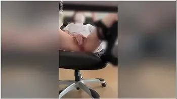 休憩中にhな動画見てムラムラする看護師のオtニーモサイク薄め videos