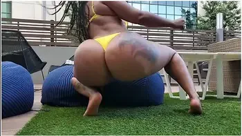 Hottest Sex Video Amateur New Like In Your Dreams With Cinna Bunz videos