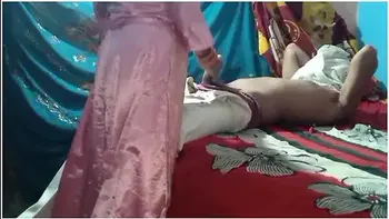 Indian Village Bhabhi Bedroom Injoyed With Hasband videos