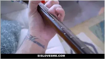 Hot Ebony teen 18+ Shares Her Boyfriends Cock With Mia Khalifa videos