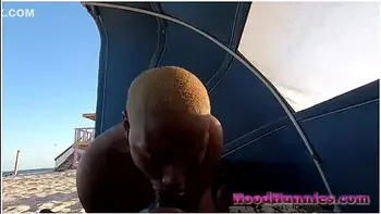 Daphne Sex On The Beach videos