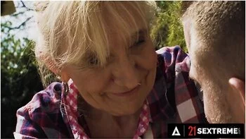 Vince Karter In Horny Granny Cant Resist To Her Grand-stepdaughters Boyfriends Big Cock videos