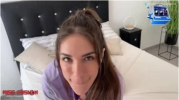 Pov With A Skinny Amateur Big-ass Girl With A Naughty Face - Miss Pasion videos