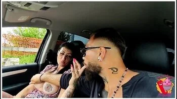Lady Muffin And Tommy A Canaglia In I Drive Around And Do Things videos