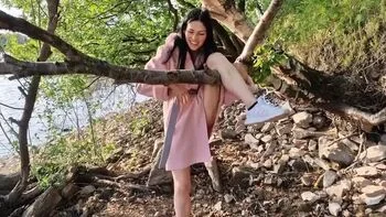 Naked Outdoor Gaping Pussy - Nicky Brill Amateur MILF Spreads Wide Open videos