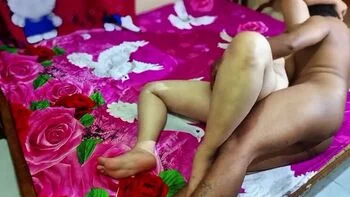 Amanda Jenny Hot Indian Bhabhi Cheating Wife Fingering Tight Pussy videos