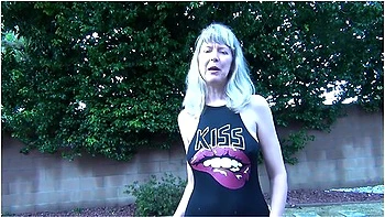 Jamie Foster Wetting In The Wind videos