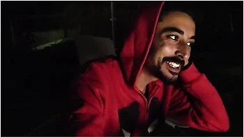 Thirty Year Old Virgin Goes To The Swinger Parking Lot And Fucks The Beautiful Girl (occhiale Matto videos