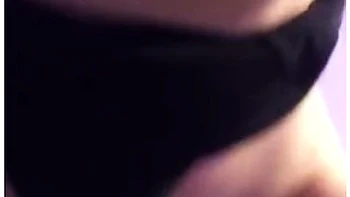 Una Vampira Di Masturba Con 2 Vibratori E Si Fa Scopare Da Me videos