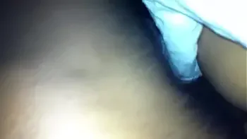 marokkaanse krullebol was verbaasd dat ze zo hard slaapt na bekijken van video videos