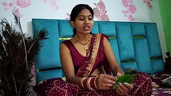 Desi Bhabhi First Time Anal with Devar - Homemade Indian Mom Stepson Sex in Hindi videos