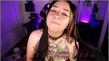 Sucking My Tight Ass With A Magic Wand videos