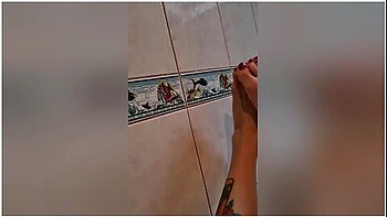 Bubble Bath Feet With Melissa Johnson videos