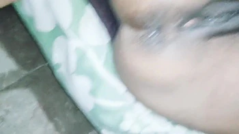 Kaam Wali Nokrani Ki Chudai ( ) Gand Me Rone Leg Pari videos