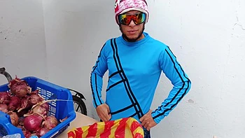 Horny Woman Fucks The Vegetable Man - Homemade Amateur videos