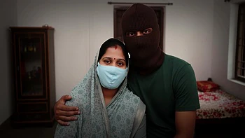 Jijas Hardcore Chudai With His Sali In The Xxx Video - Hindi Audio videos