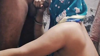 Hot Ki Chudai With Village Bhabhi videos