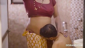 Curvy Indian Milf Fucking In Bathroom With Desi Bang videos