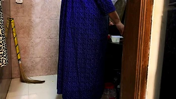 2: Indian Hot Mallu Aunty Ass Fucked In Kitchen When She Was Cooking With Indian Mallu videos