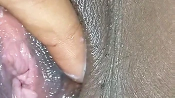 Desi Teen 18+ Girl Wet Pussy Fingering - Wet Girl videos