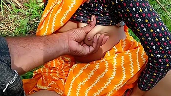 Desi Aunty Ki Chudai Full Hindi ( ) videos