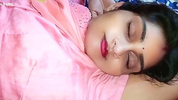Newly Married Couples Make Sex Relation In Midnight, Desi Bhabhi Sex Video In Hindi Voice videos