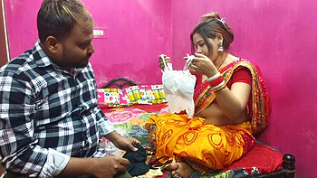 Sona Bhabhi Hardcore Fuck with Cum in Mouth - Desi Wife Bra Gift Sex Video videos