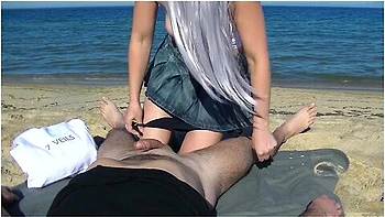 Ceks Na Plyazhe S Neznakomkoi videos