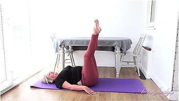 Working Out With 51yo Mature Milf Chantelle Blue videos