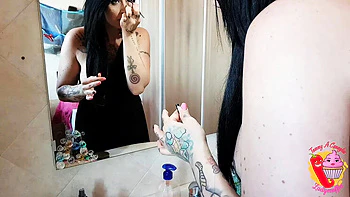 Lady Muffin Puts On Makeup And Gets Fucked Doggy Style By Tommy videos