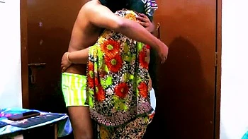 Hot Bengali Step Mom Dirty Talk with Son - Desi MMS XXX videos