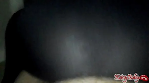 Mi suegro me da la mejor follada por el culo, tengo sexo con mi suegro mientras mi esposo esta de viaje. videos