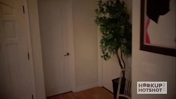 Pretty petite babe Alexis Tae goes on second date for hard anal videos