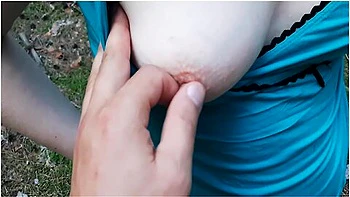 Wow. A Stranger Milf In The Park Showed Me This videos