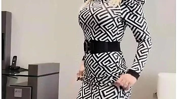 Il Passe Le Casting De Littleangel84 Pour Lui Baiser Tous Ses Trous Pendant Une Scene - Teaser videos