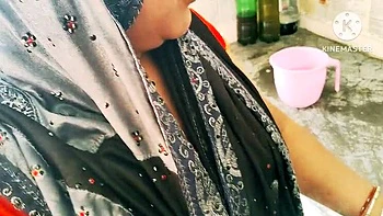 Desi Wife Hardcore Fucking Neighbor Boy in Kitchen - Rough Sex with Indian Aunty videos