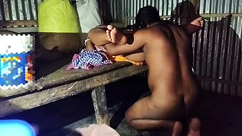 Desi Aunty and Husband Hot Sex Enjoyment - Dogrupali69 videos