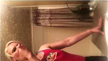 Tight Body Milf On Stepmom Naked After Shower! More Coming I Hope! videos