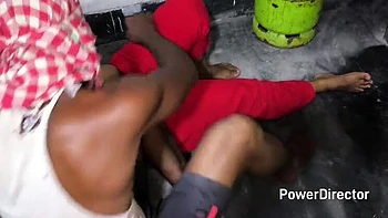 Desi Aunty Anal Fuck - Hardcore Doggy Style with Big Ass Indian Mom videos