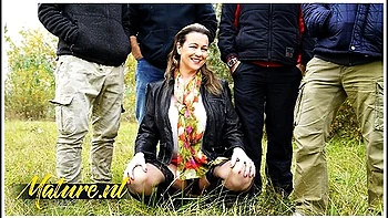 British Amateur Milf Eva Jayne Goes Dogging In The Park videos